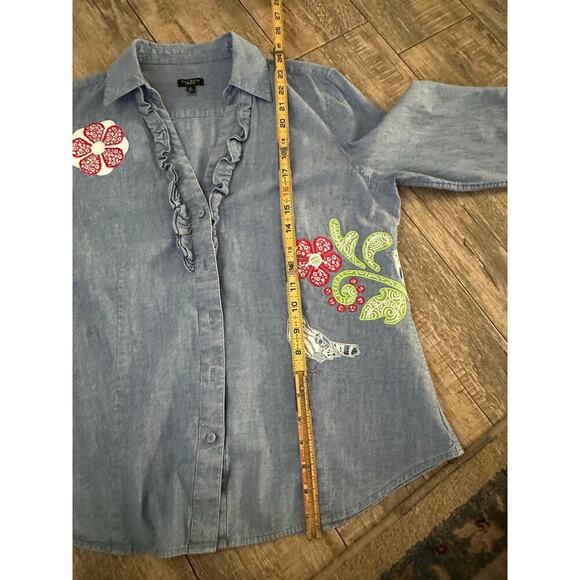 Talbots Blue Floral Embroidered handmade Button Down Chambray Shirt Size 14 - Picture 9 of 9